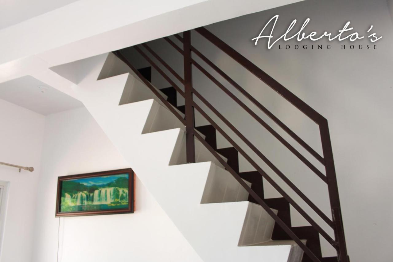Alberto'S Lodging House Mariveles Extérieur photo